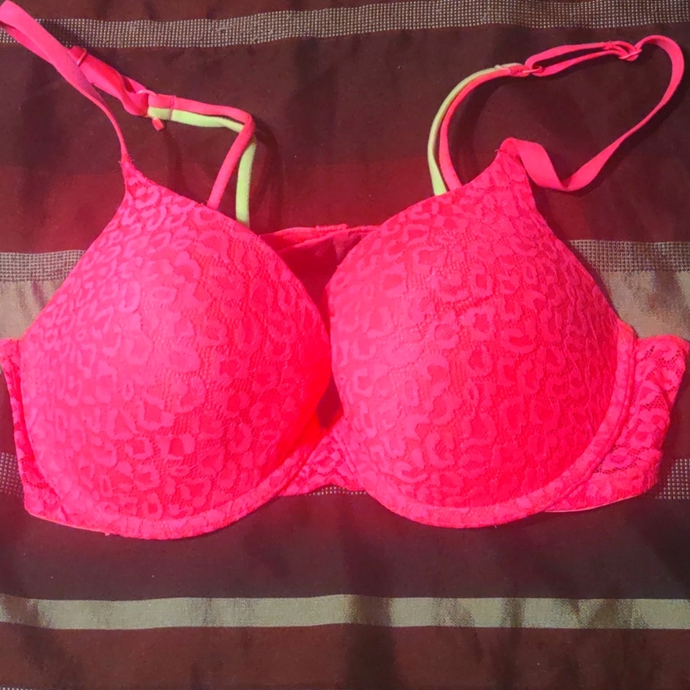 3 bras - Picture 4 of 4